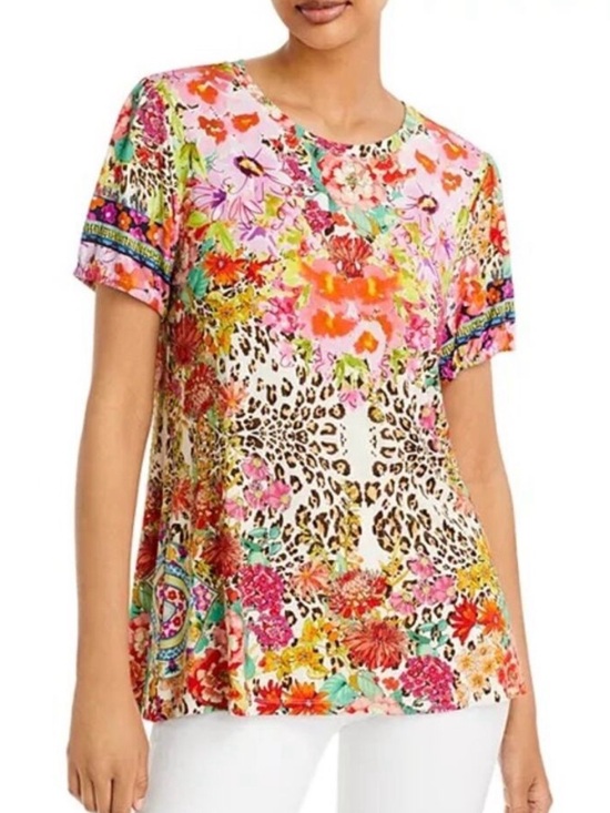Johnny Was Tops - Johnny Was Puff Sleeve Tee in Wild Garden. Size XXL. EUC.